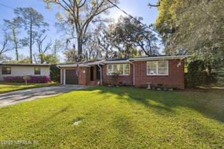 1007 Brierfield Dr, Jacksonville, FL 32205