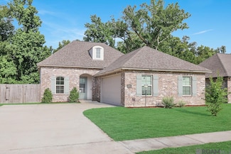 3013 Louis Marie Ave, Gonzales, LA 70737