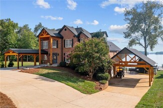 1635 Waterford Pointe Rd, Lexington, NC 27292