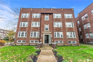12009 Clifton Blvd Unit 10, Lakewood, OH 44107