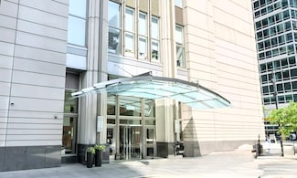 512 N Mcclurg Ct Unit 807, Chicago, IL 60611