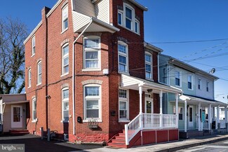 112 Nissley St Unit FIRST FLOOR (UNIT 1), Middletown, PA 17057