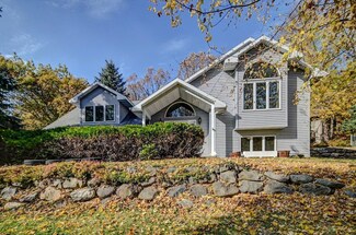 5192 Old Indian Trail, Fitchburg, WI 53711