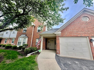 21 Ashburn Ct Unit A-V1, Schaumburg, IL 60193
