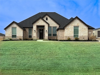 213 Stuart St, Paradise, TX 76073