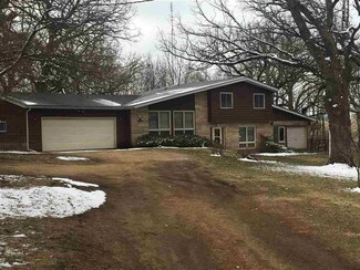 3263 W Camp Rd, Oregon, IL 61061