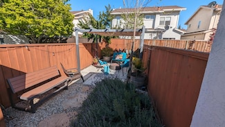 564 Annie Laurie St Unit 11, Mountain View, CA 94043