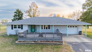 15085 Woodrow Rd, Green Valley, IL 61534