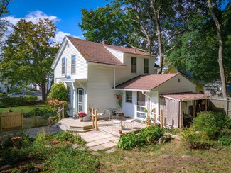 23 Dummer St, Bath, ME 04530