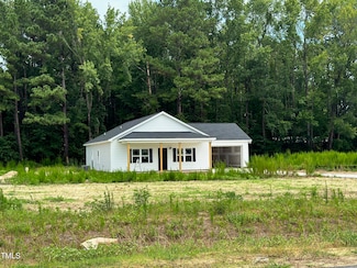 107 Lynn Ln, Selma, NC 27576
