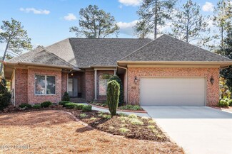 13 Montclair Ln Unit 11, Pinehurst, NC 28374