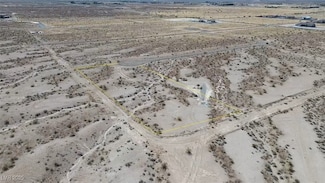 8780 Lake St, Pahrump, NV 89048