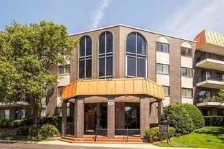 4900 Foster St Unit 304, Skokie, IL 60077