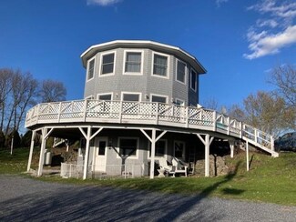 251 Cedar Dr, Vergennes, VT 05491