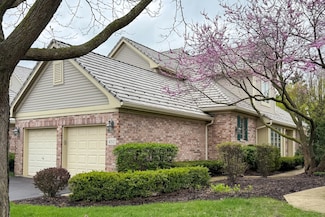4517 S Seminole Dr, Glenview, IL 60026
