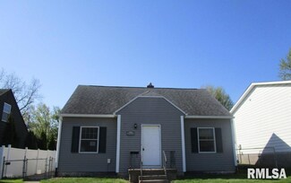 2115 Grove St, Davenport, IA 52804