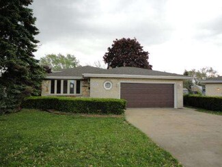 5705 Rose Ct, Berkeley, IL 60163