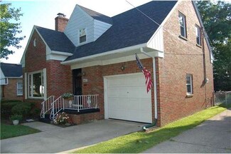 143 Windsor Dr, Rossford, OH 43460