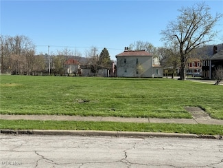 607 Dock St, Steubenville, OH 43952