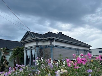 1929 2nd St, Eureka, CA 95501