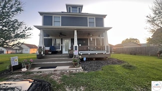 902 Peach Orchard St, Cole Camp, MO 65325