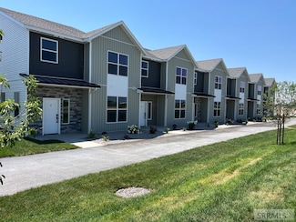 5590 Trueman St Unit F, Chubbuck, ID 83202