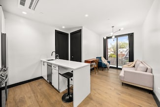 785 E 34th St Unit 2 C, Brooklyn, NY 11210