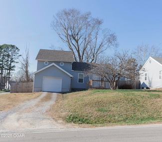 427 S Main St, Nixa, MO 65714