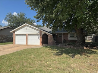 805 W 8th St, Edmond, OK 73003
