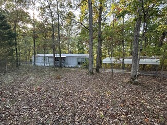 896 Overhead Bridge Rd, Hampshire, TN 38461
