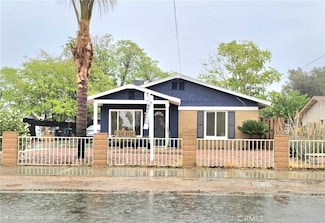 608 S Buena Vista St, Hemet, CA 92543