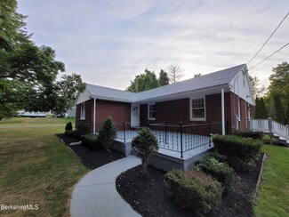 199 School St, Cheshire, MA 01225