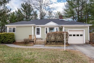 65 Pine Hill Dr, Bath, ME 04530