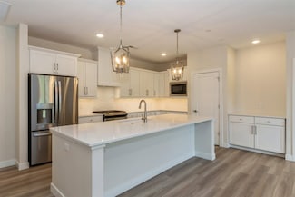 1953 1st Ave E Unit 205, Cedar Rapids, IA 52402