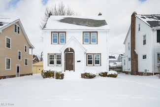 3415 Henderson Rd, Cleveland, OH 44112