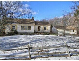 223 Rutland St, Carlisle, MA 01741