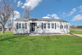 621 N 5th St, Weatherford, OK 73096