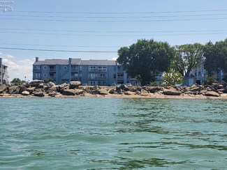 218 Clinton Reef Dr Unit 218, Port Clinton, OH 43452