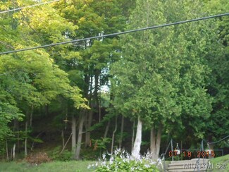 38 Loomis St, Little Falls, NY 13365