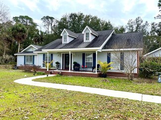 200 Ellis van Vleet St, Apalachicola, FL 32320