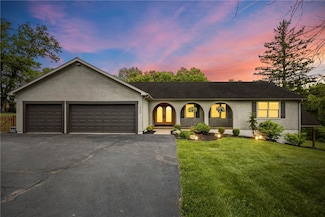 449 Bateman Rd, Oakdale, PA 15071