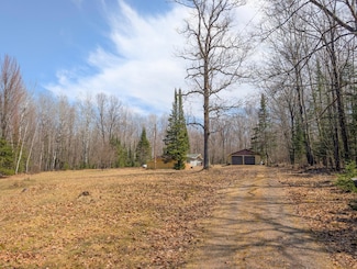 W7150 Maple Ridge Ln, Phillips, WI 54555