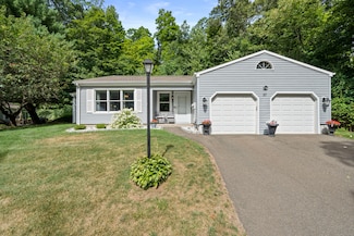 2415 Shepard Ave Unit 37, Hamden, CT 06518