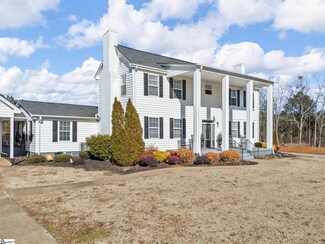 151 Strickland Dr, Roebuck, SC 29376