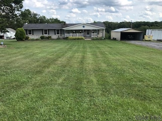 527 Sugar Maple Ave, Hollsopple, PA 15935