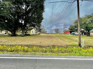 3412 Leonce Theriot Rd, New Iberia, LA 70560