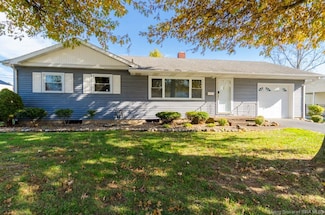 115 Lincoln St, Salem, IN 47167