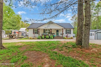 75 Robert Beaty Rd, Jamestown, TN 38556