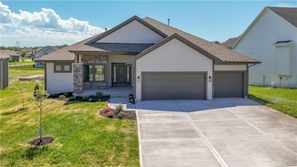 5854 Mccormick Dr, Shawnee, KS 66226