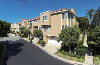 19291 Brooktrail Ln, Huntington Beach, CA 92648